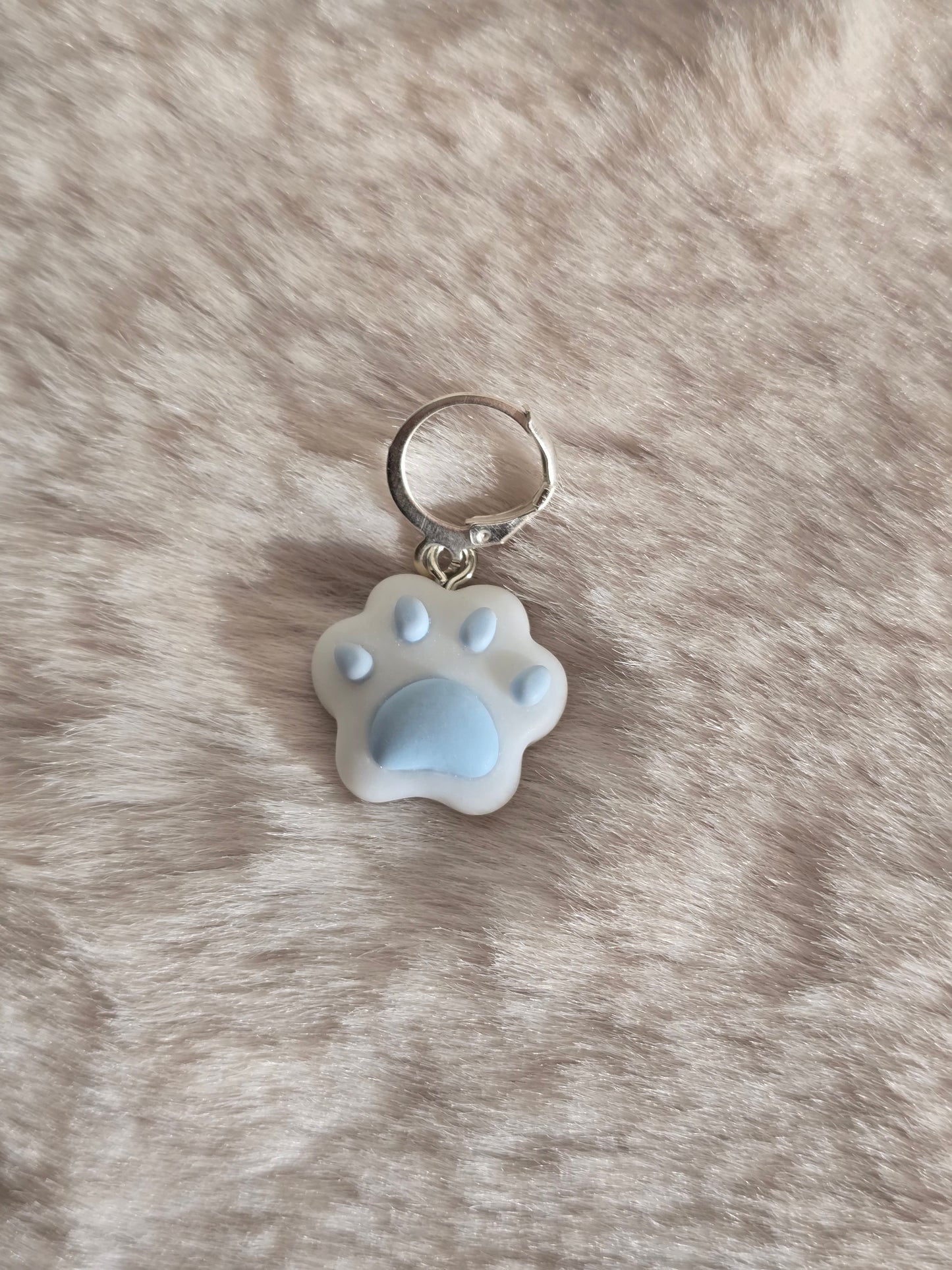 Pfote Blau